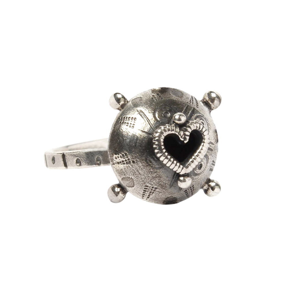 Kertu Vellerind ring