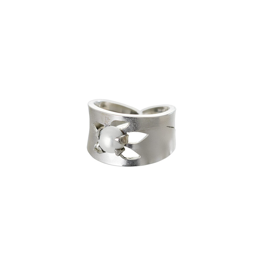Krista Laos ring